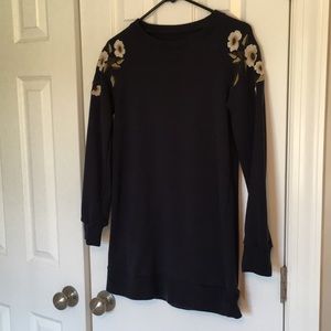 😍Floral shoulder sweatshirt